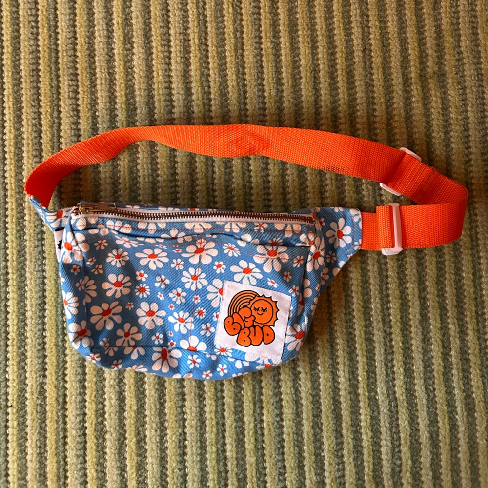 Big Bud Press Lazy Daisy Orange and Blue Floral Belt Bag Fanny Pack